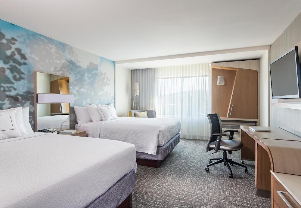 Courtyard By Marriott Charlotte Northlake Esterno foto