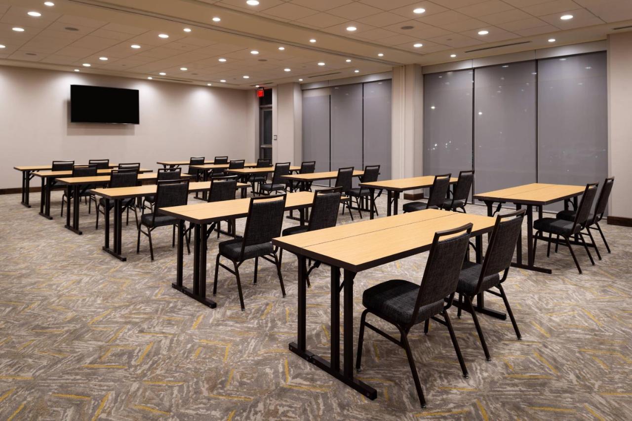 Courtyard By Marriott Charlotte Northlake Esterno foto
