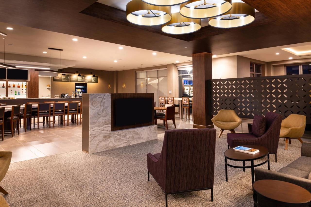 Courtyard By Marriott Charlotte Northlake Esterno foto