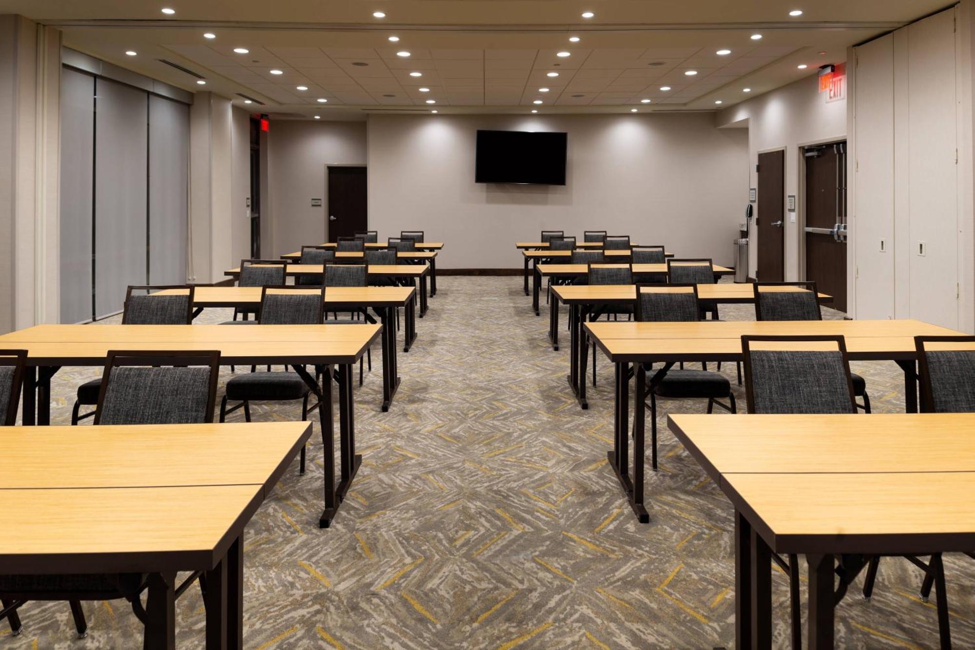 Courtyard By Marriott Charlotte Northlake Esterno foto